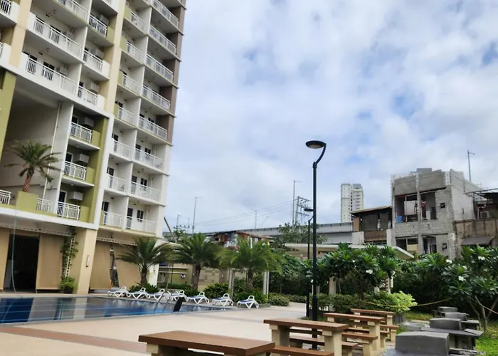Apartamento Spacious 1br 5min Walk To Ayalamall Clvlf At The Celandine