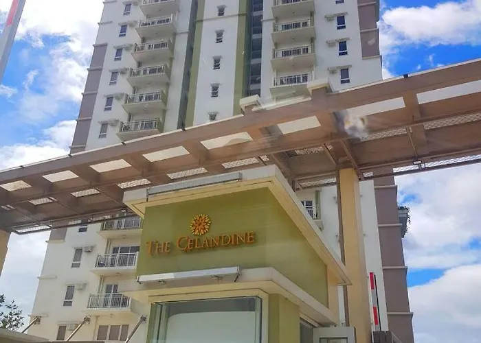 Spacious 1br 5min Walk To Ayalamall Clvlf At The Celandine Apartamento