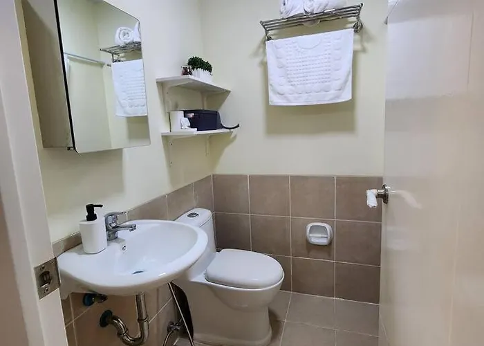 Spacious 1br 5min Walk To Ayalamall Clvlf At The Celandine Apartamento