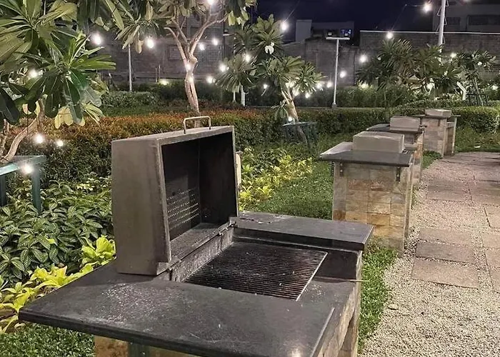 Spacious 1br 5min Walk To Ayalamall Clvlf At The Celandine Apartamento *