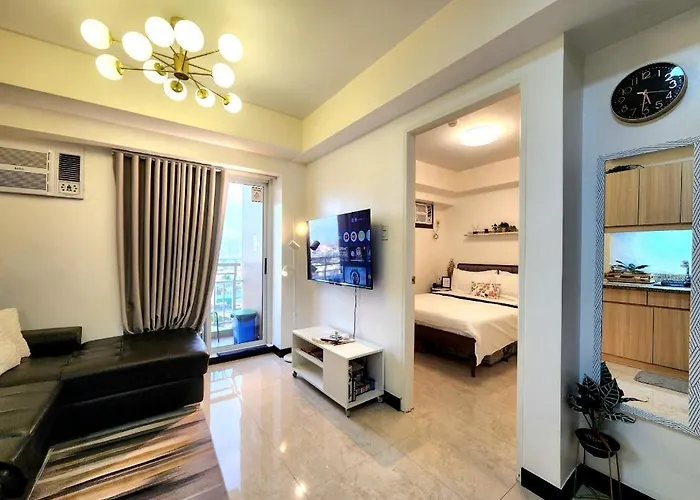 Spacious 1br 5min Walk To Ayalamall Clvlf At The Celandine *
