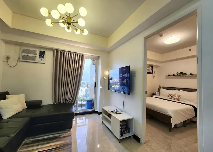 Spacious 1br 5min Walk To Ayalamall Clvlf At The Celandine Apartamento Manila